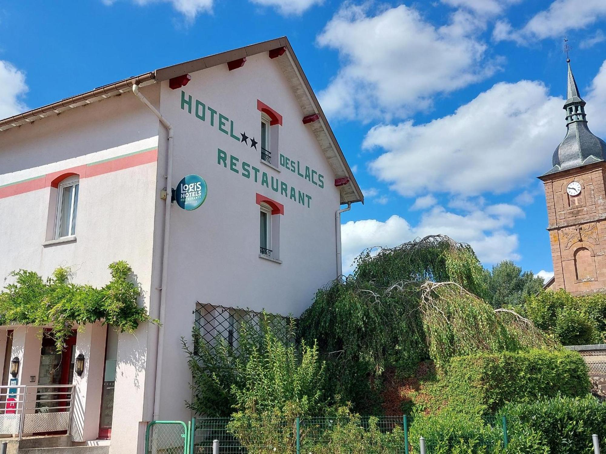 Logis Hotel & Restaurant Des Lacs Celles-sur-Plaine Exterior photo